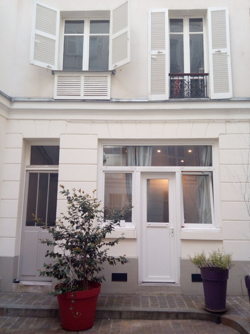 Bastille charmant studio sur cour à Paris 04 — photo 10
