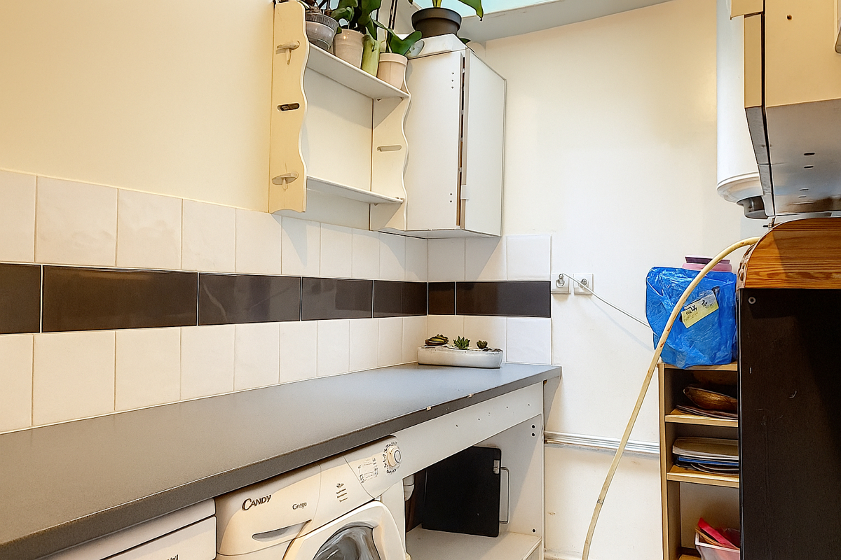 Atelier a renover sur cour à Asnieres sur seine 92600 — photo 6