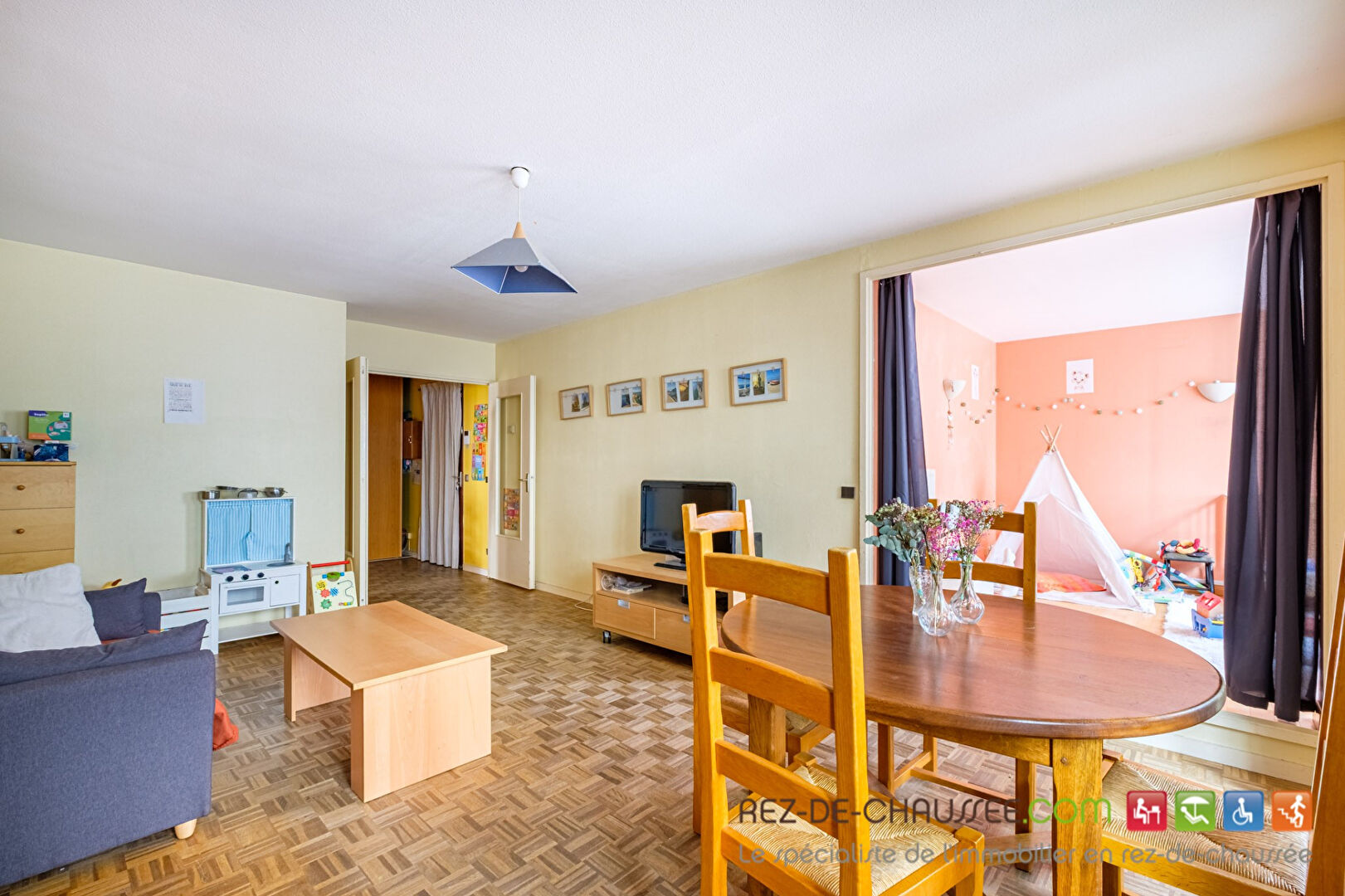 Monplaisir : local professionnel de  93 m² en rez-de-jardin à Lyon 69008 — photo 4