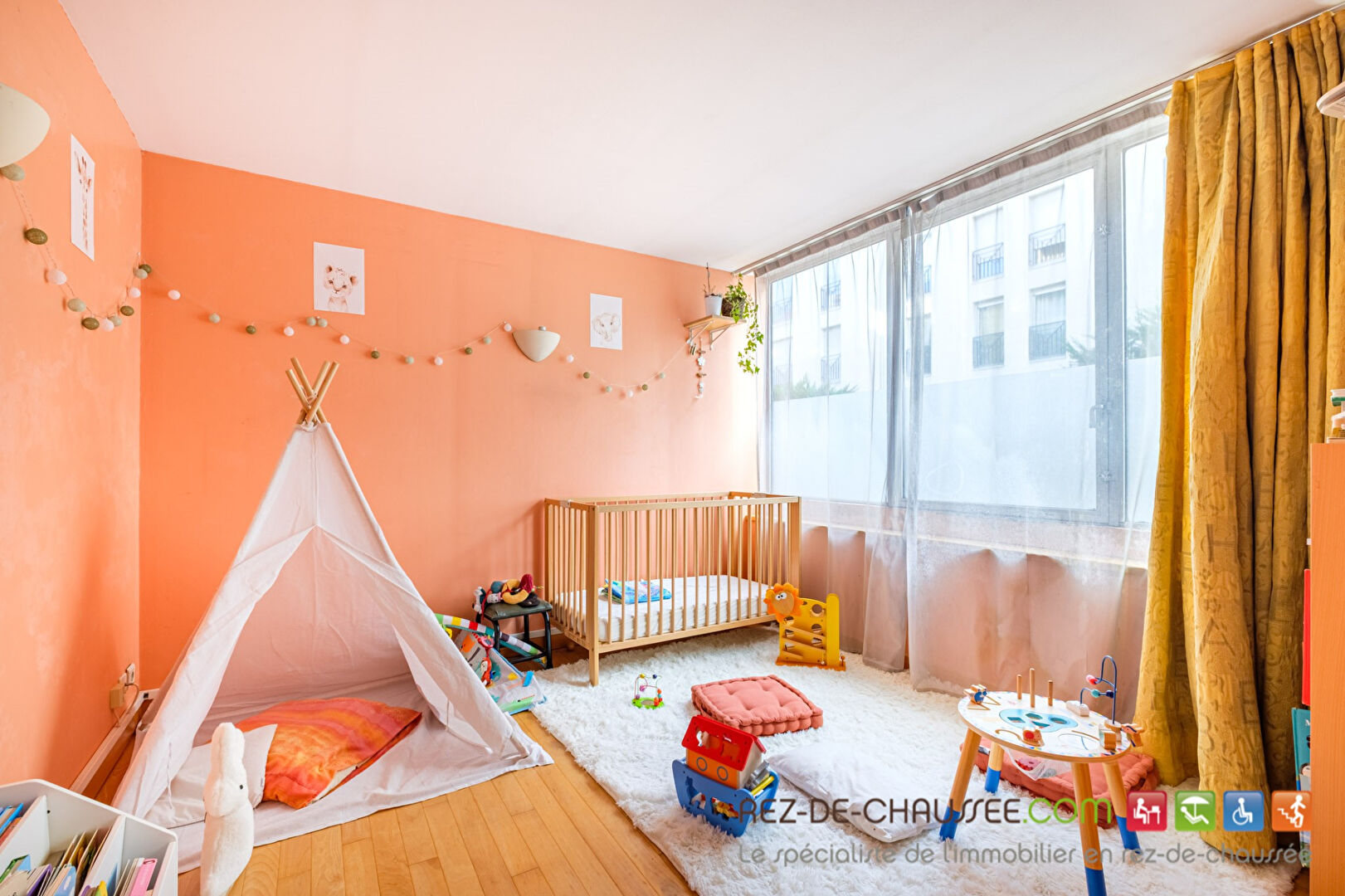 Monplaisir : local professionnel de  93 m² en rez-de-jardin à Lyon 69008 — photo 5