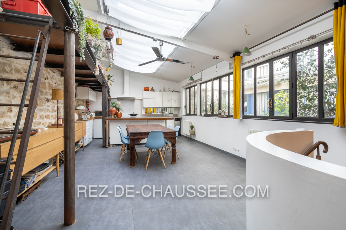 Republique appartement avec atelier d'artiste à Paris 11 — photo 1