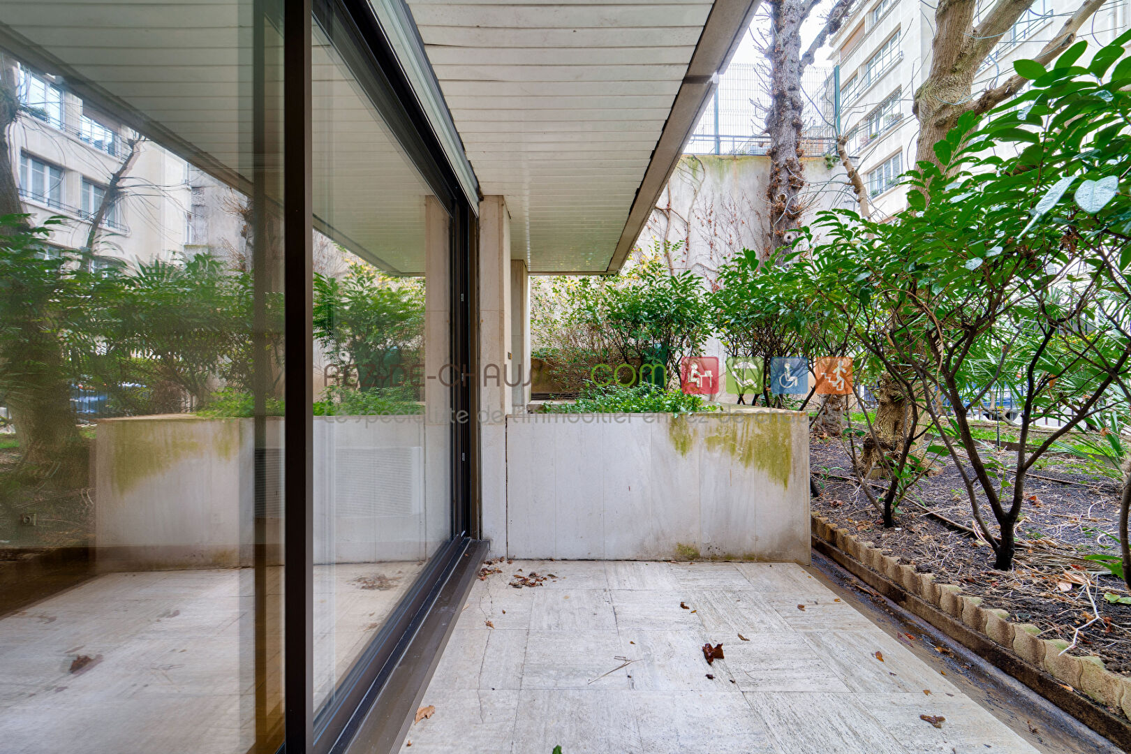 Appartement 2 pieces en rez-de-jardin à Paris 16 — photo 1