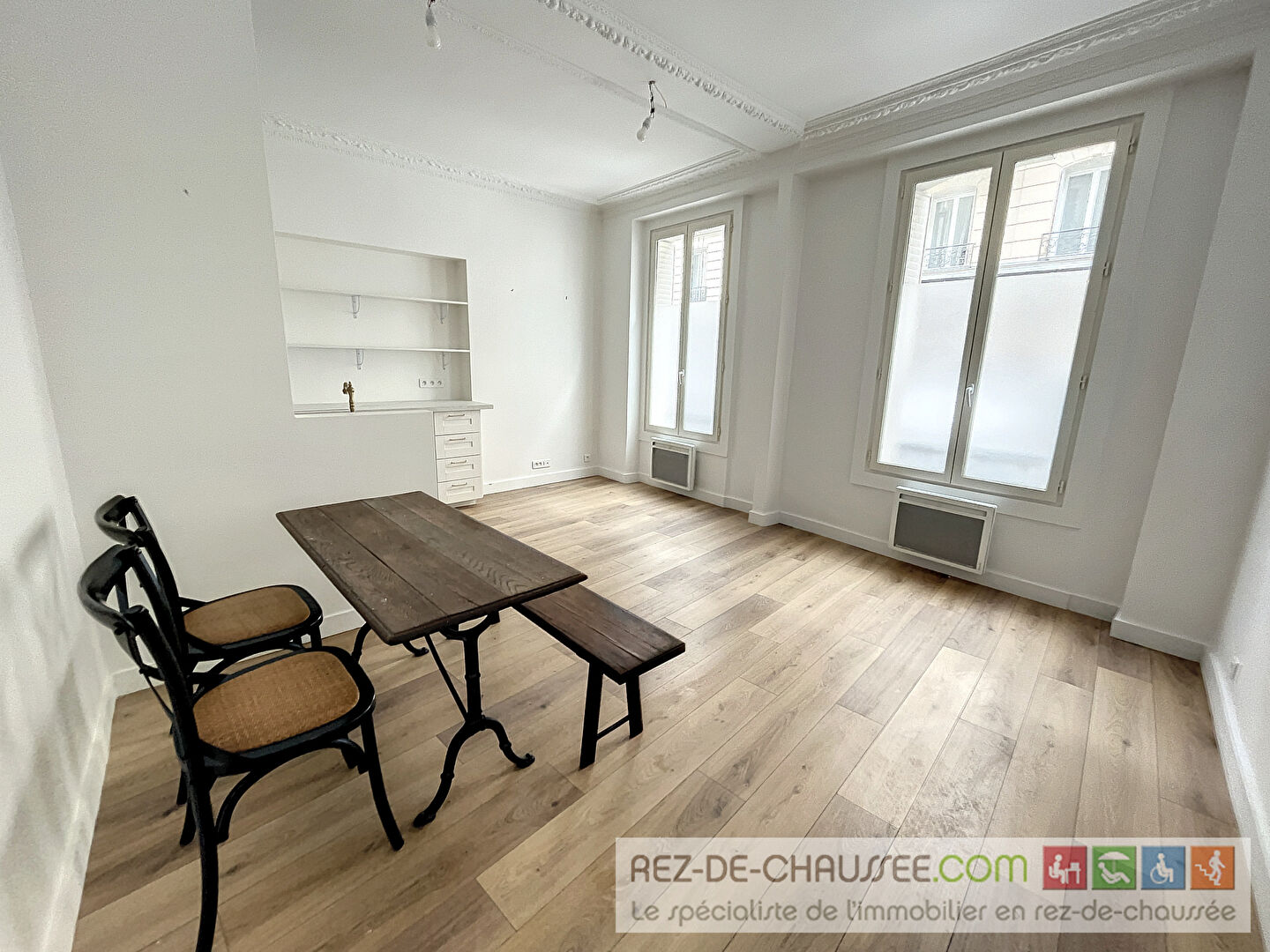 JULES JOFFRIN - ESPACE POUR DEUX POSTES DE TRAVAIL