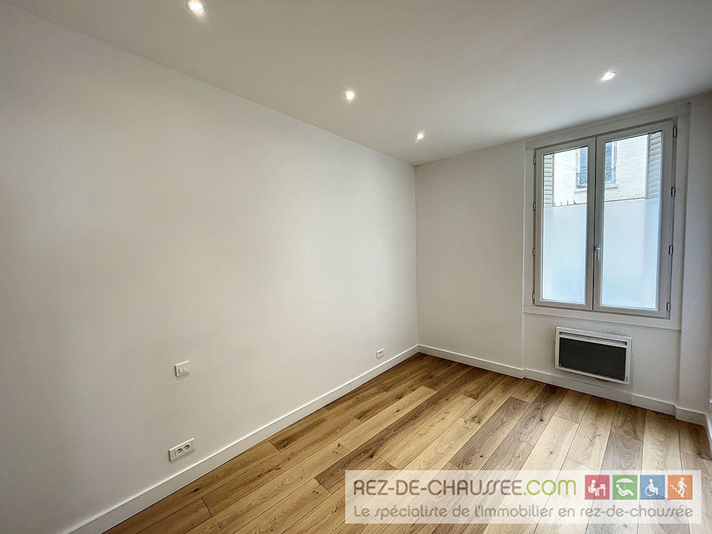 Jules joffrin - espace pour deux postes de travail à Paris 18 — photo 5
