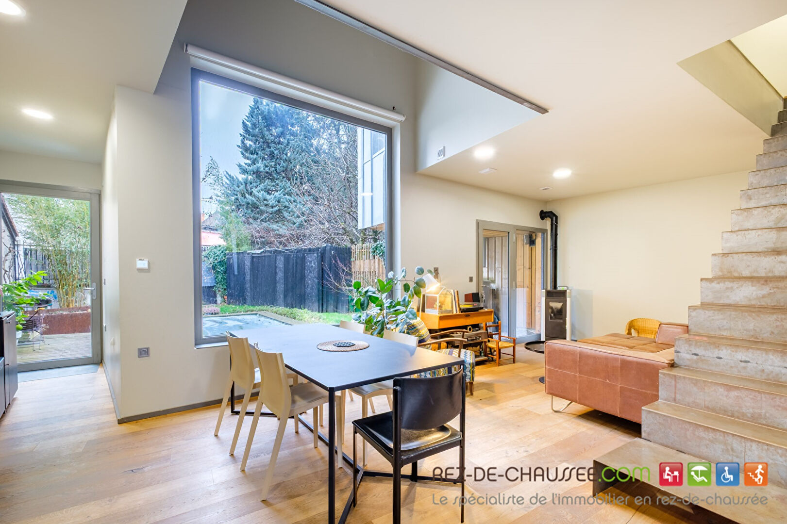Grange-blanche-maison d'architecte de 162 m² à Lyon 69008 — photo 1
