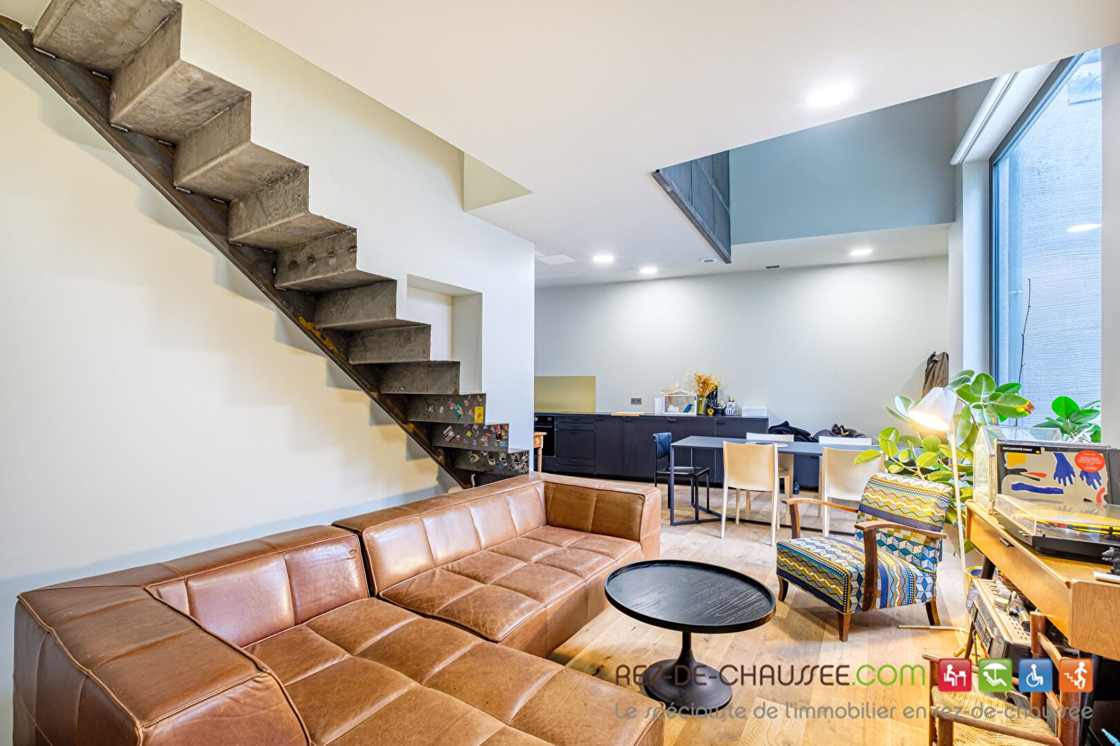 Grange-blanche-maison d'architecte de 162 m² à Lyon 69008 — photo 2