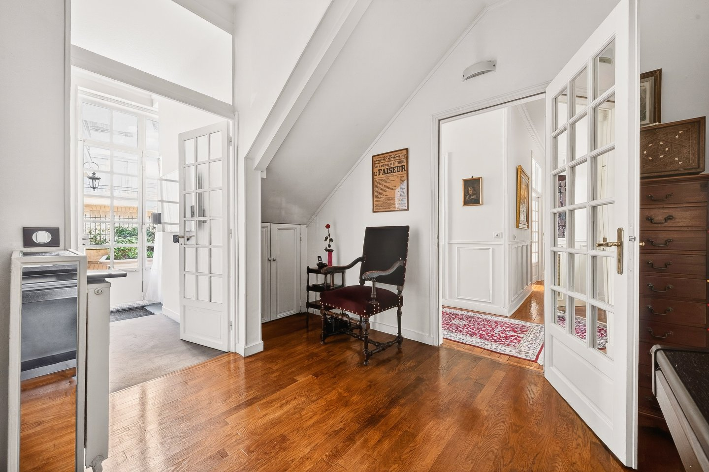 Grand appartement pres du metro rue de la pompe à Paris 16 — photo 3