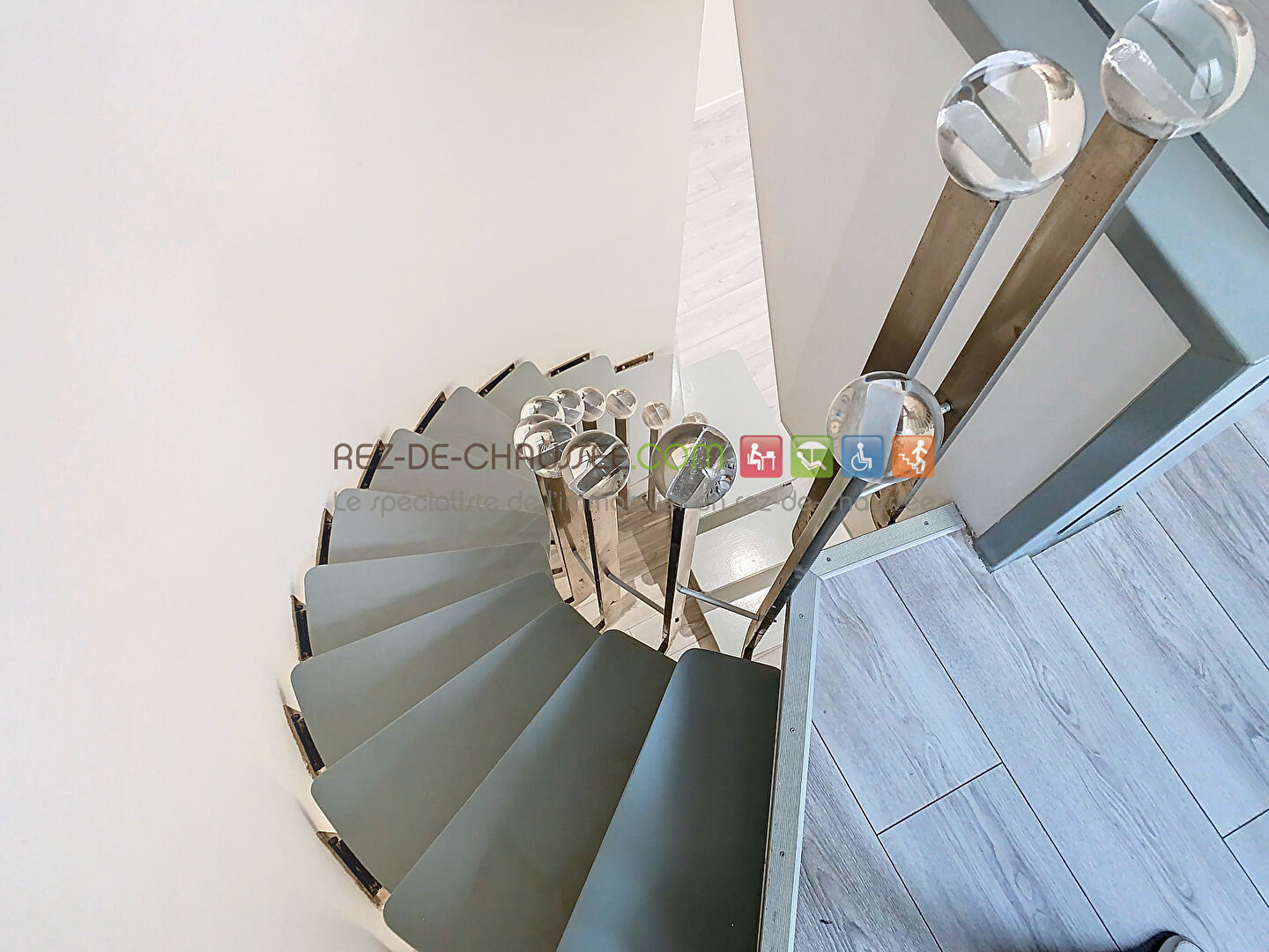 Appartement souplex place victor hugo à Paris 16 — photo 7