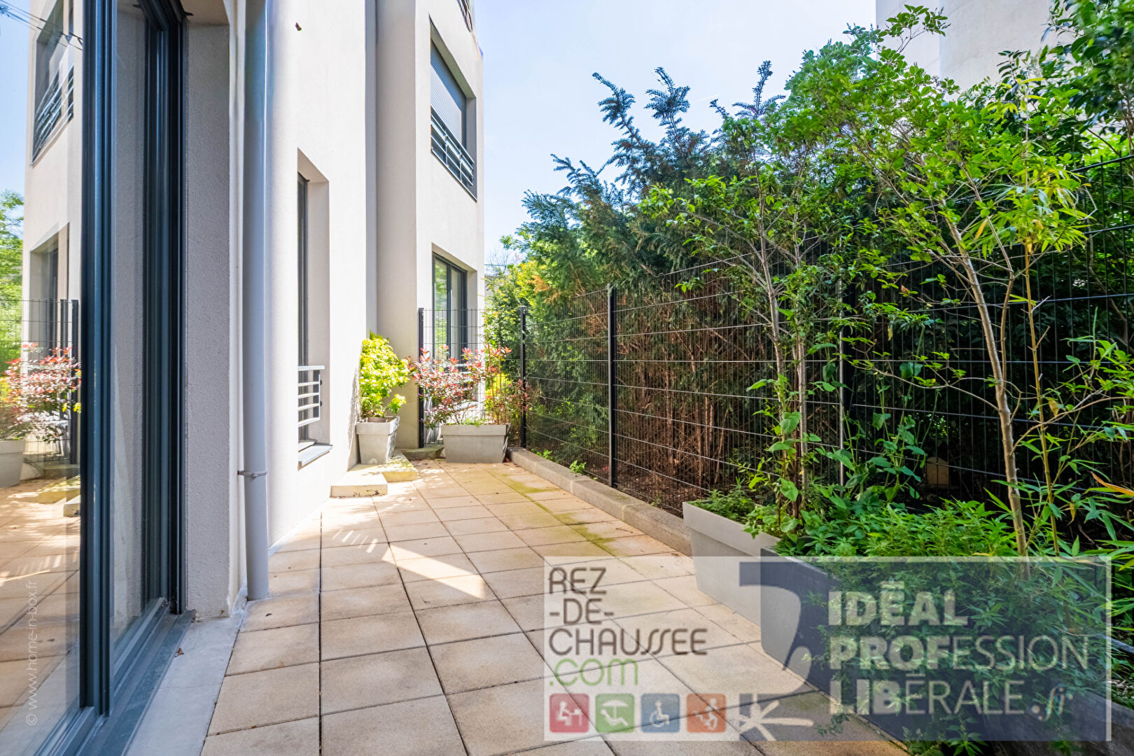 Immeuble 2010 - espace avec exterieur et double-parking à Boulogne billancourt 92100 — photo 3