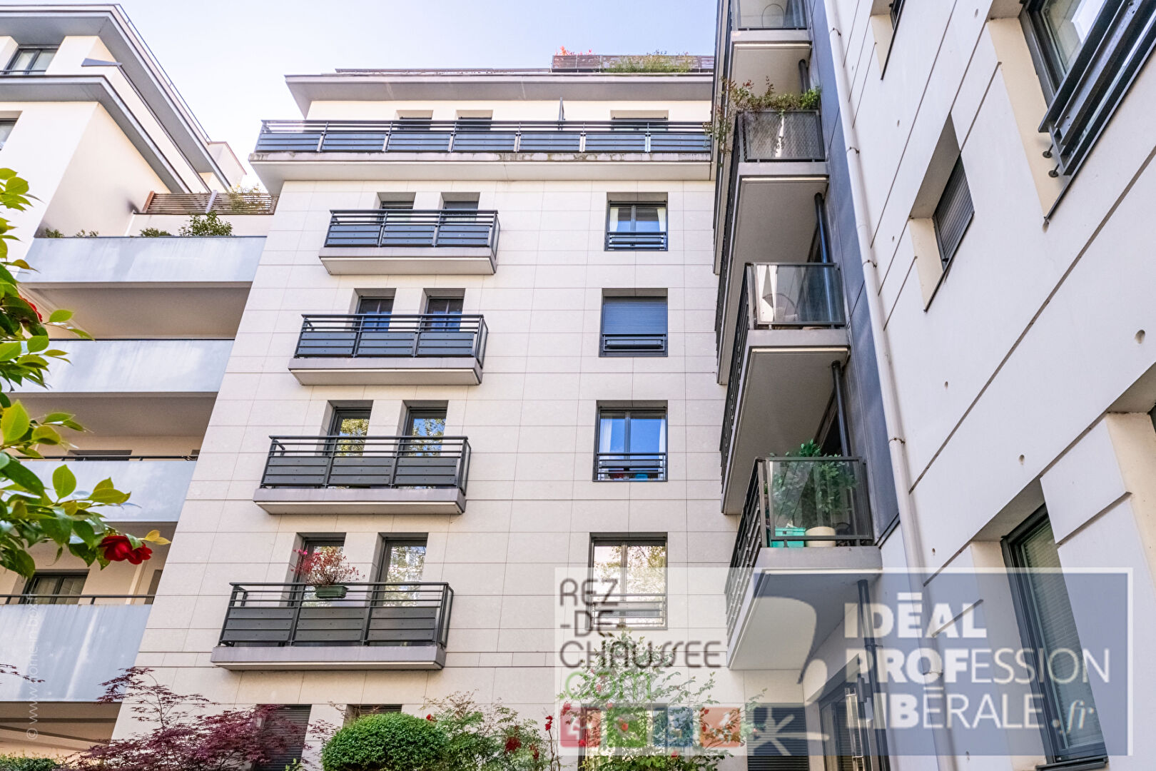 Immeuble 2010 - espace avec exterieur et double-parking à Boulogne billancourt 92100 — photo 8