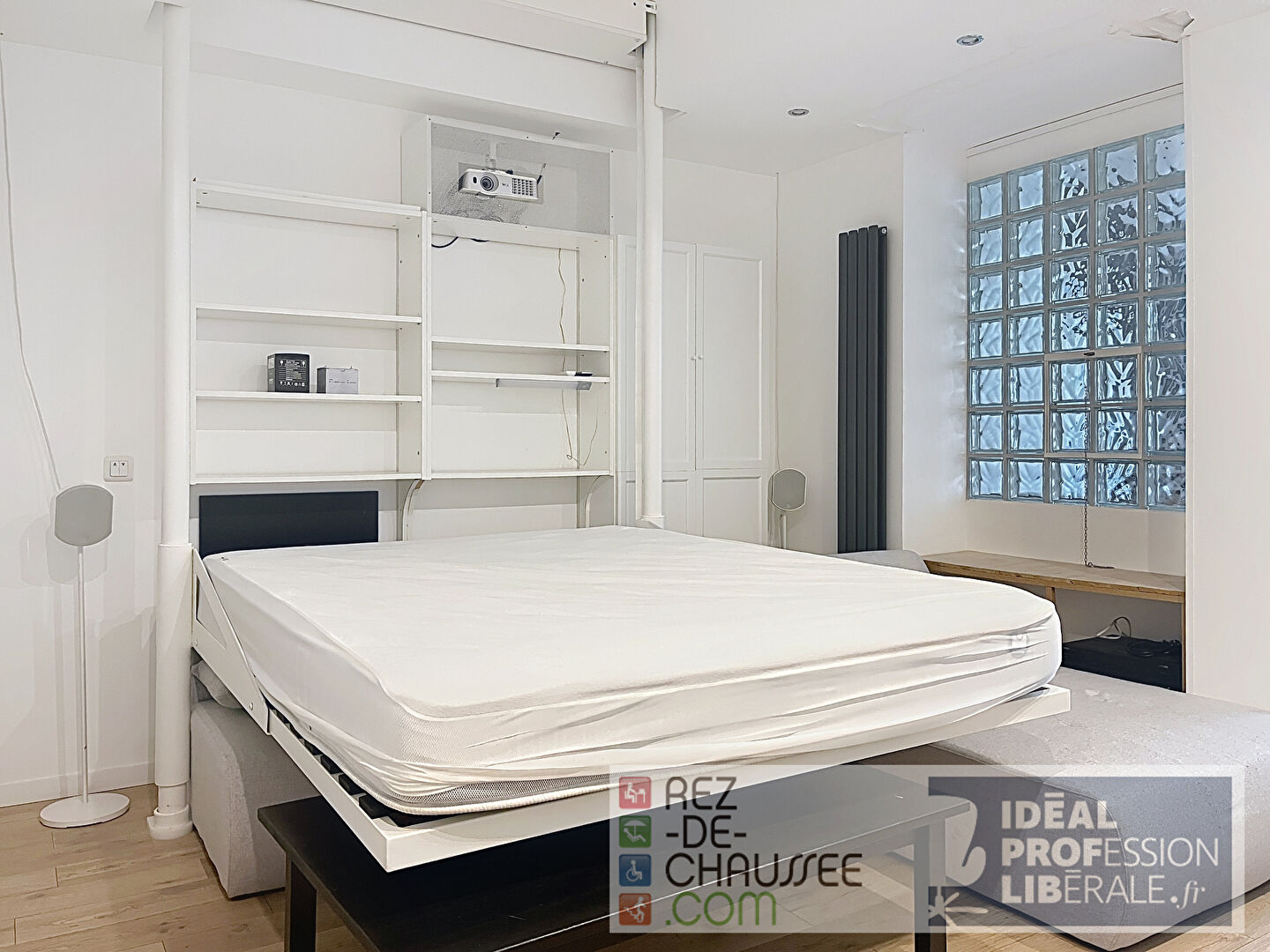 Square carpeaux - beau studio  de 40 m2 sur cour à Paris 18 — photo 6