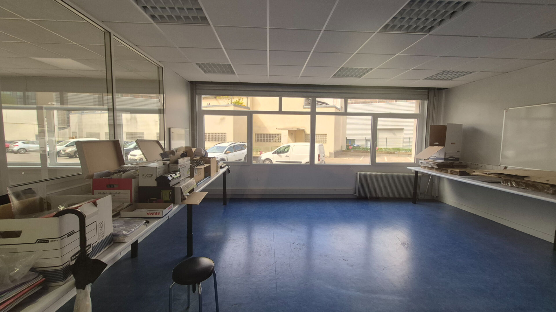 Plateau de bureaux avec quai de dechargement à Montreuil 93100 — photo 2