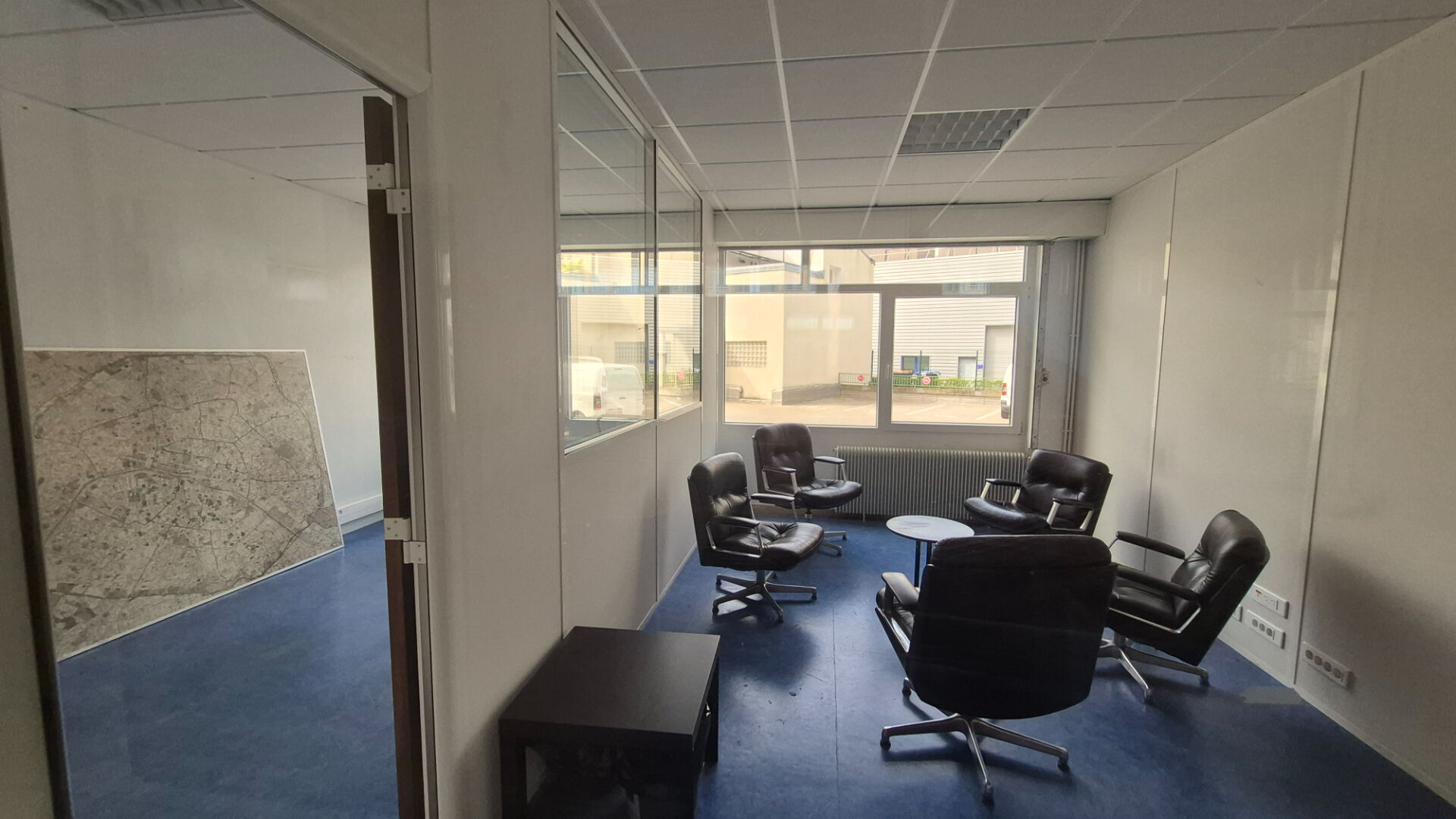 Plateau de bureaux avec quai de dechargement à Montreuil 93100 — photo 3