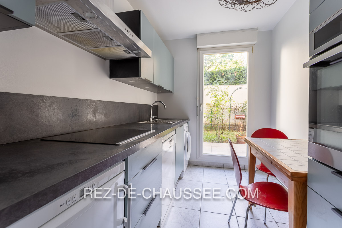 Bureaux pour profession liberale avec terrasse  jardin et parking à Les lilas 93260 — photo 9