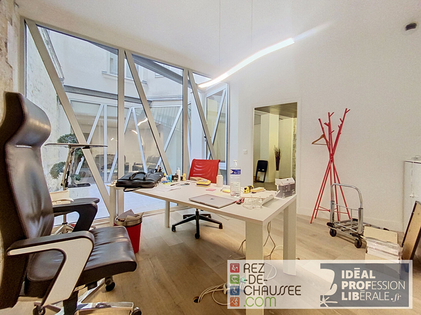 Bureaux madeleine - saint lazare à Paris 08 — photo 4